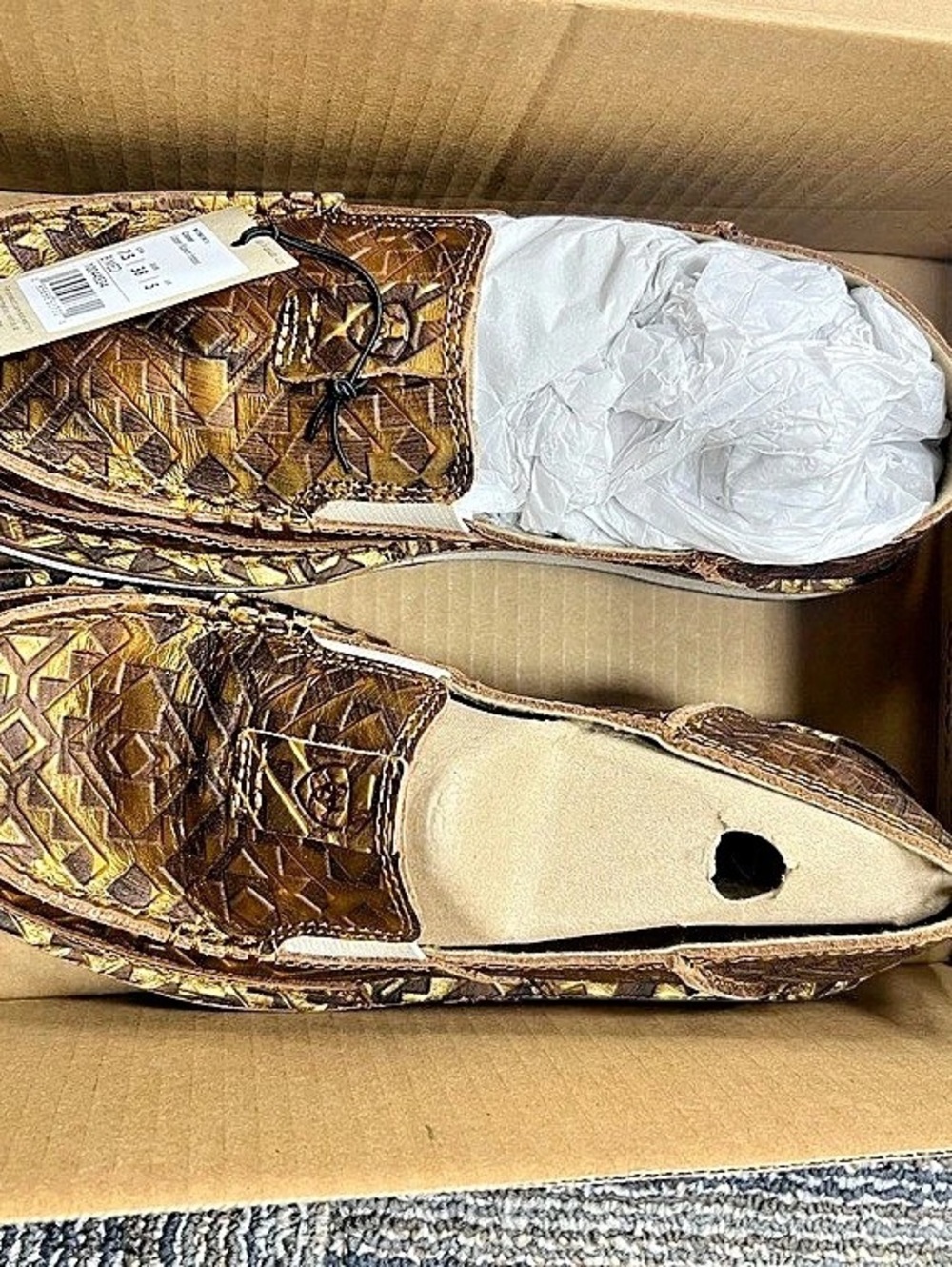 Ariat Cruiser Women's Geometric Mules Brown US 7.5 NWT gold and brown69.00